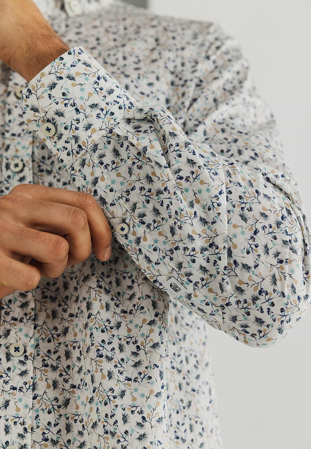 Poplin-overhemd-met-botanische-print