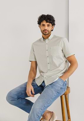 Korte-mouw-overhemd-met-geometrische-print