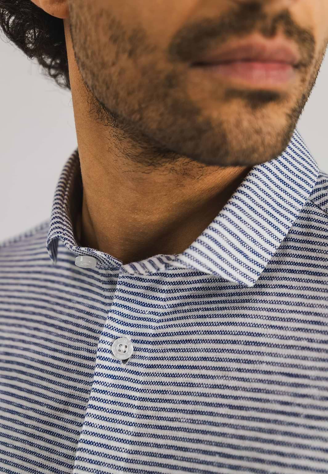 Jersey-polo-met-streeppatroon