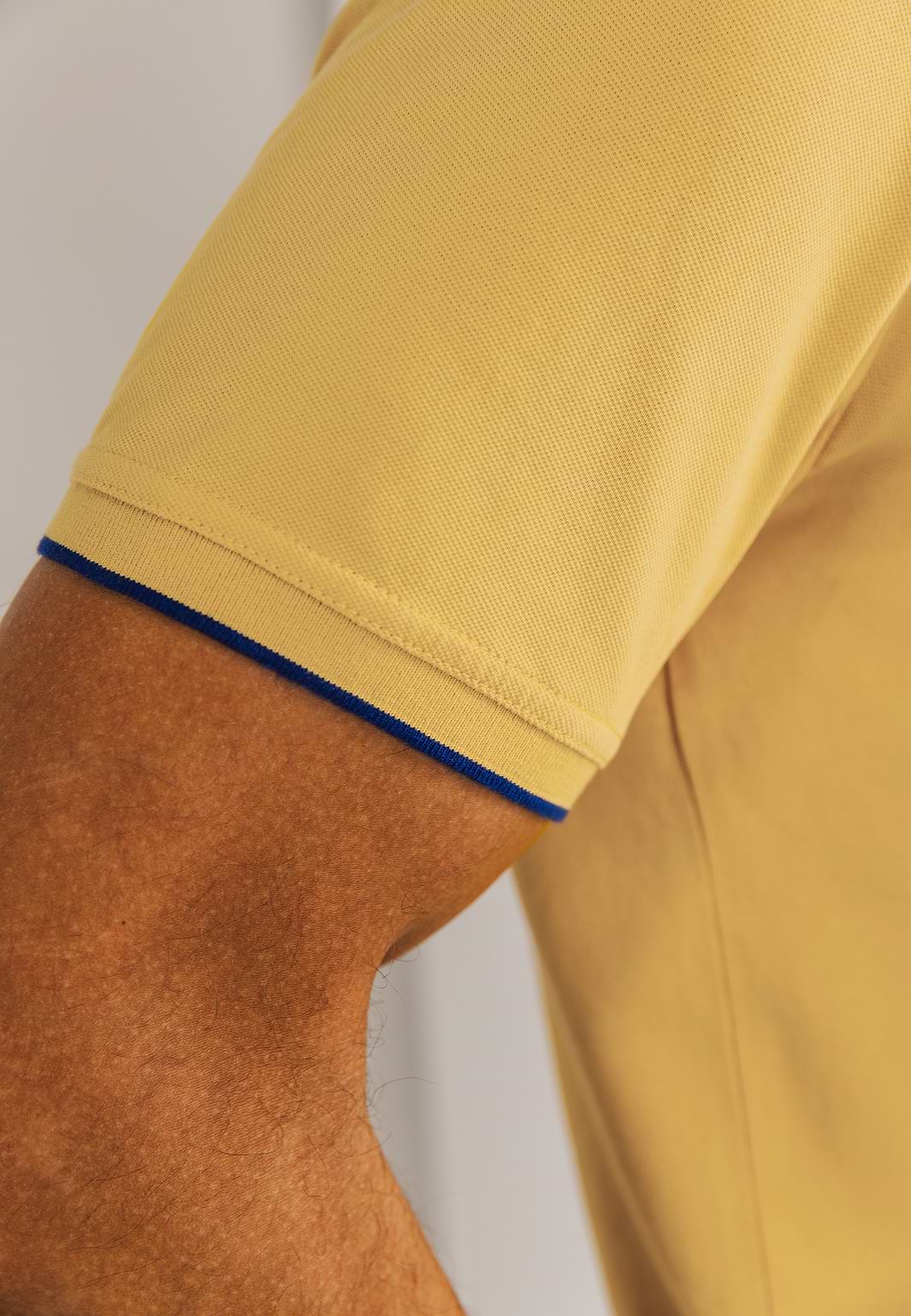 Piqué-polo-in-cotton-stretch