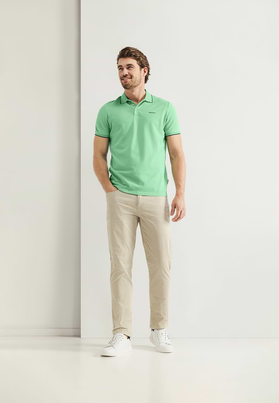 Piqué-polo-met-streepdetails