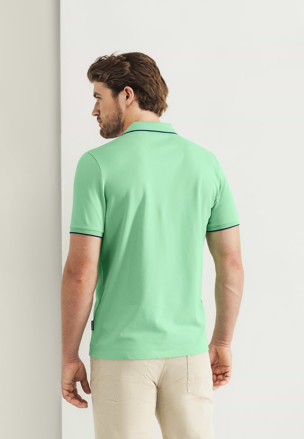 Piqué-polo-met-streepdetails