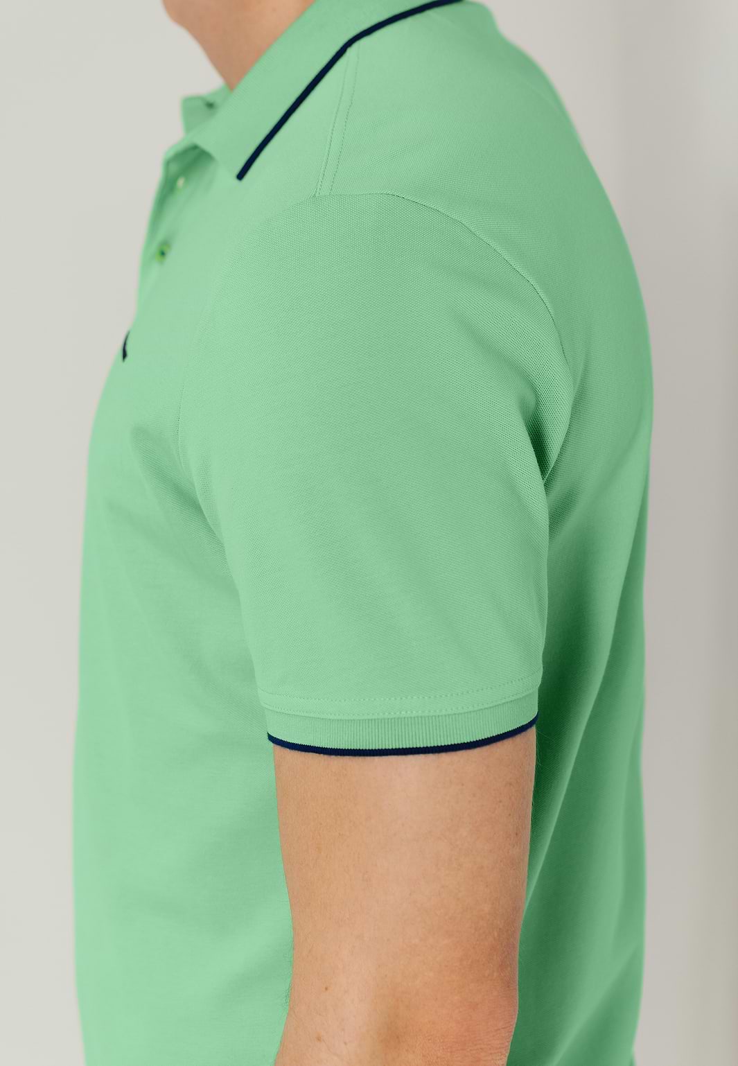 Piqué-polo-met-streepdetails