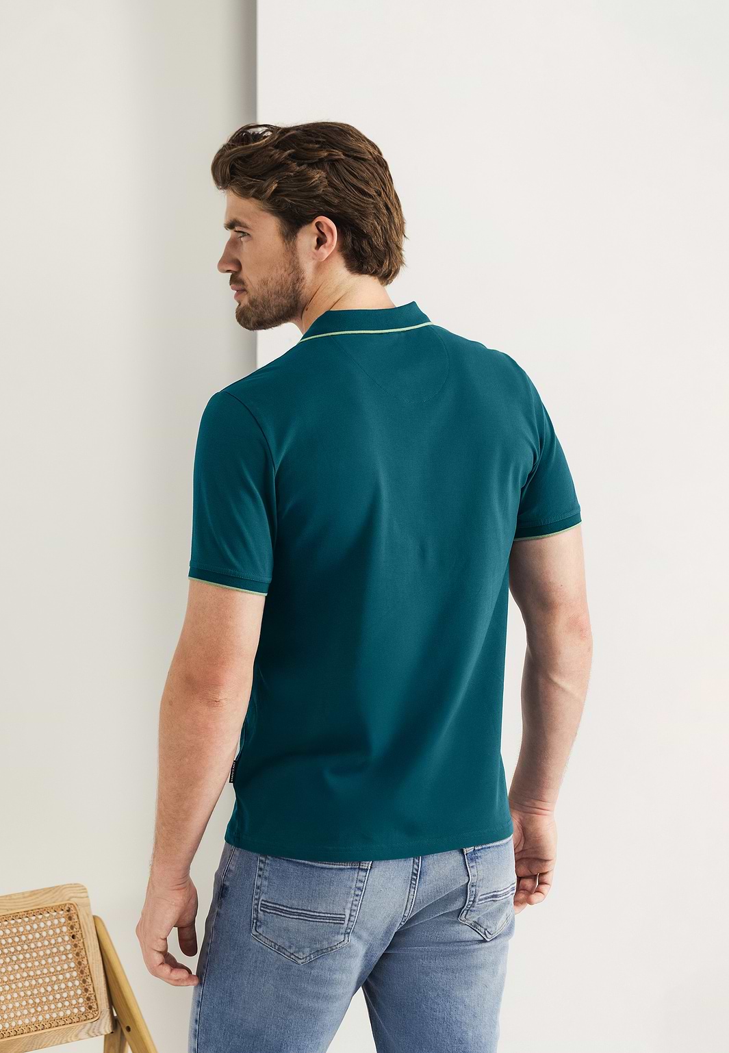 Piqué-polo-in-cotton-stretch