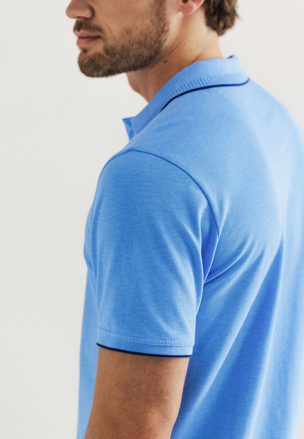 Piqué-polo-met-gemêleerd-dessin
