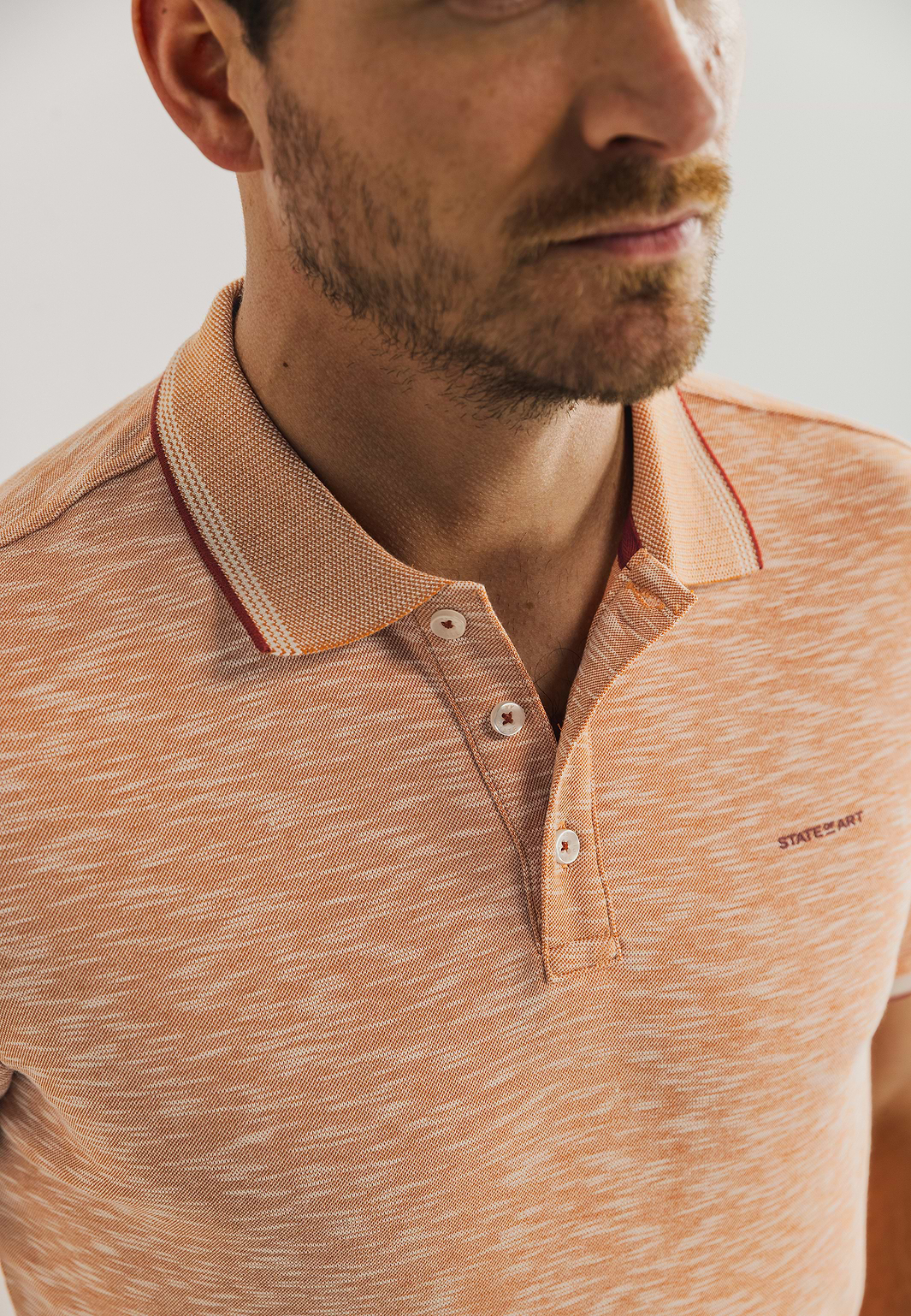 Gemêleerde-polo-met-streepdetails