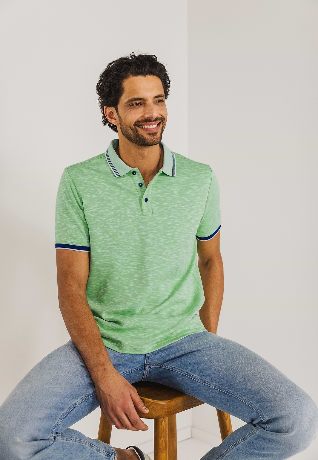 Gemêleerde-polo-met-streepdetails