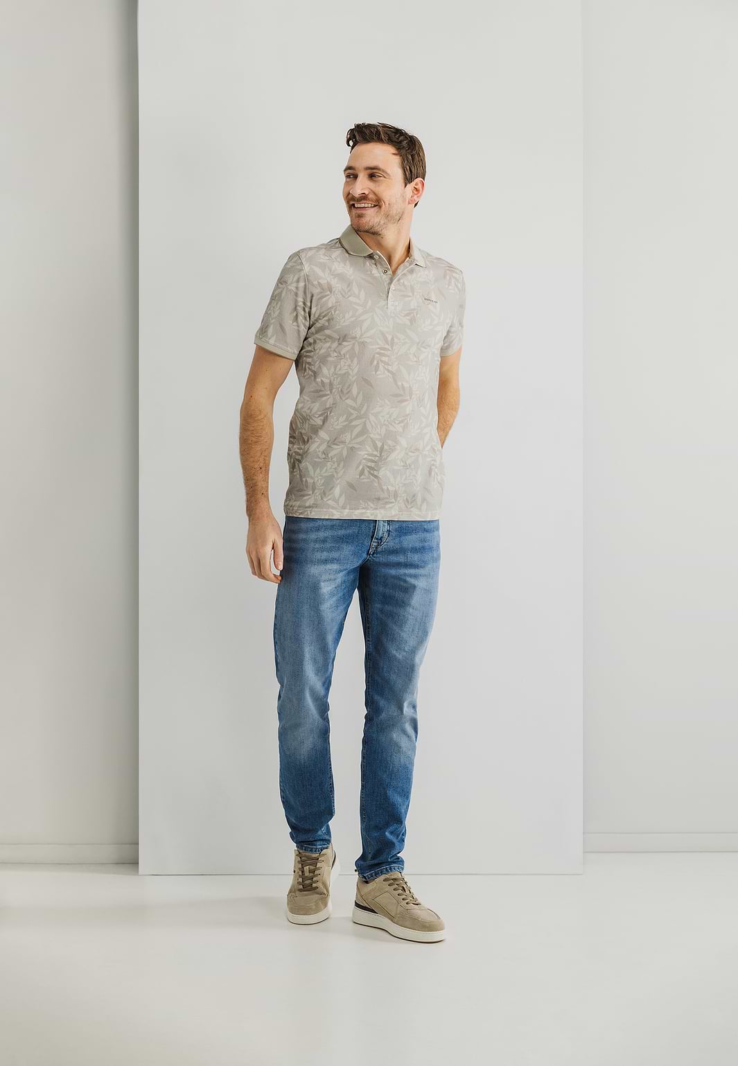 Bedrukte-jersey-polo-met-oxford-kraag