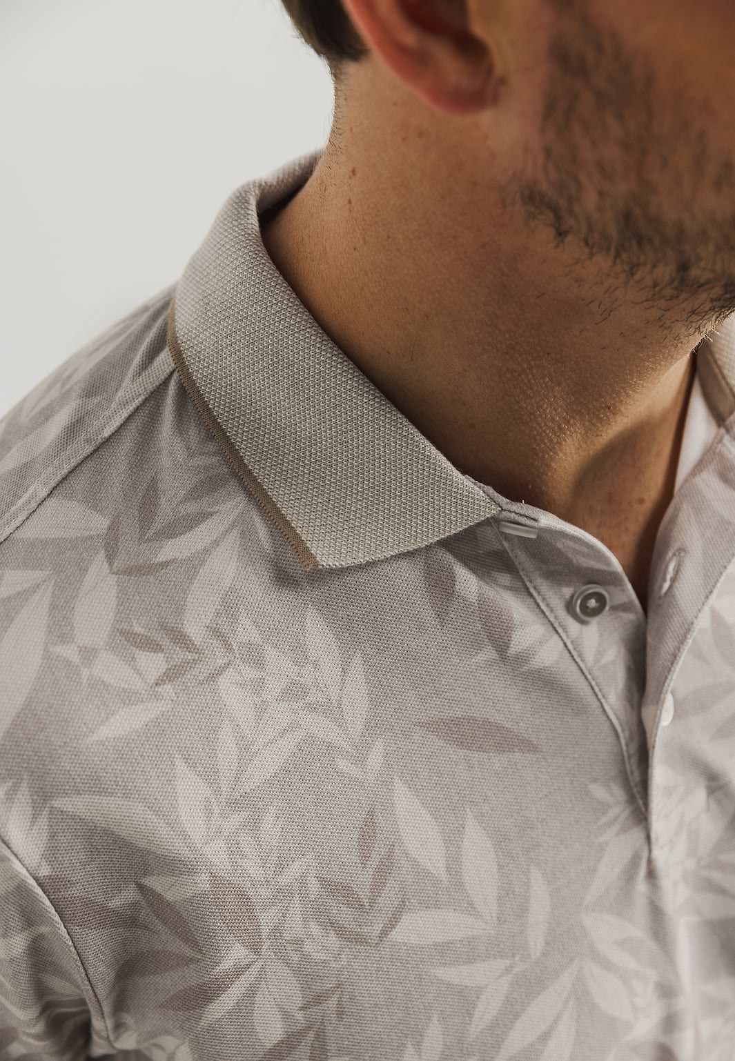 Bedrukte-jersey-polo-met-oxford-kraag