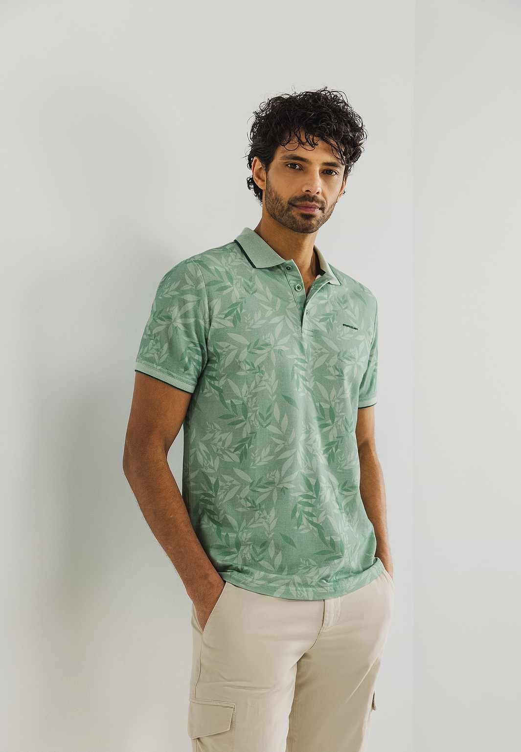 Bedrukte-jersey-polo-met-oxford-kraag