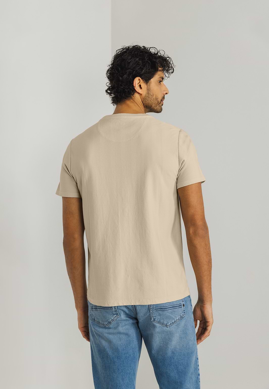 T-shirt-with-herringbone-pattern
