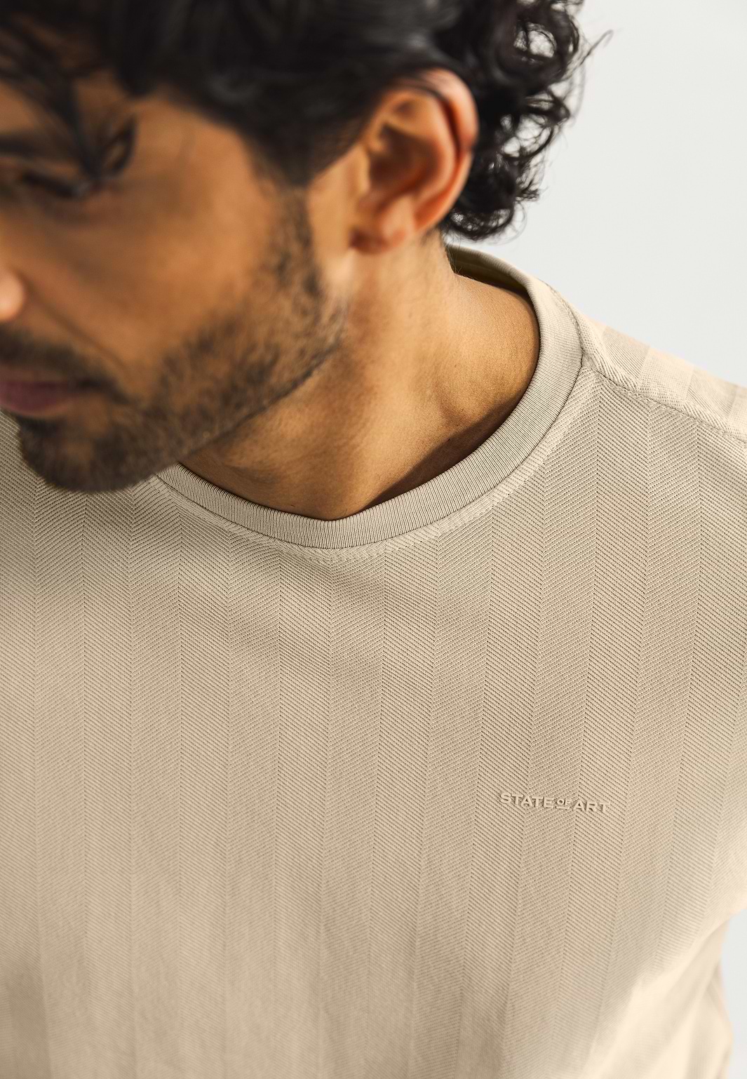 T-shirt-with-herringbone-pattern