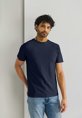 T-shirt-met-visgraatpatroon