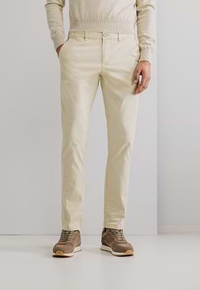 NAVIGATOR-twill-chino-in-stretchstof
