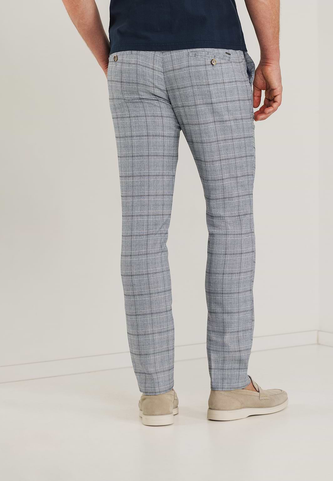NAVIGATOR-stretchchino-met-ruitdessin