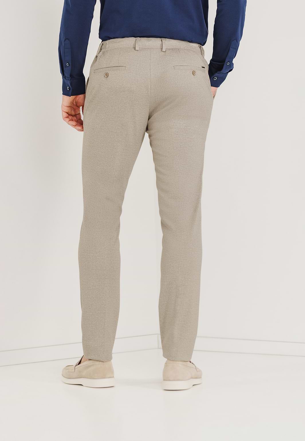 Stretch-Chino-aus-Strickstoff