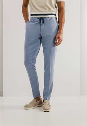 Chino-in-gebreide-stretchstof