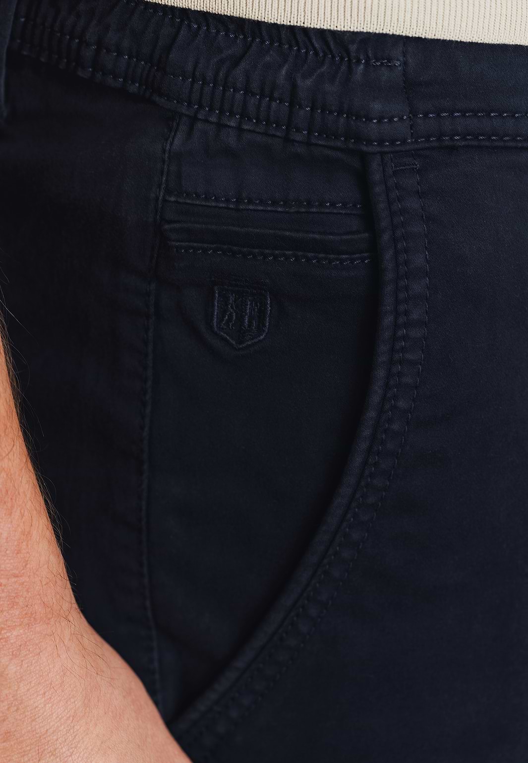 Chinoshorts-aus-Baumwollstretch