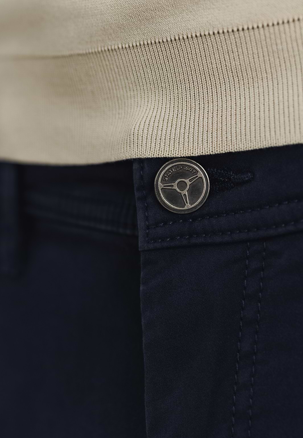 Chinoshorts-aus-Baumwollstretch
