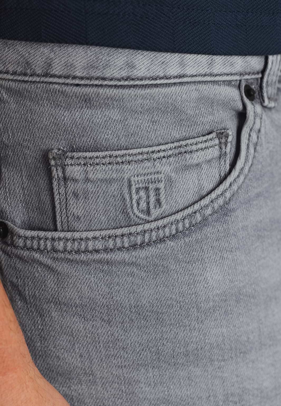 Denim-Shorts-aus-einer-Baumwollmischung