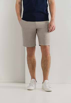 Chinoshort-met-linnen