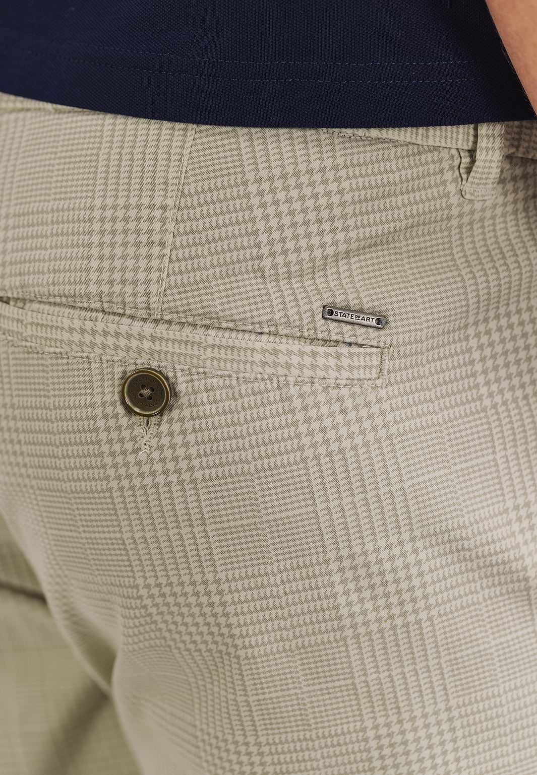 Chinoshorts-mit-Karomuster