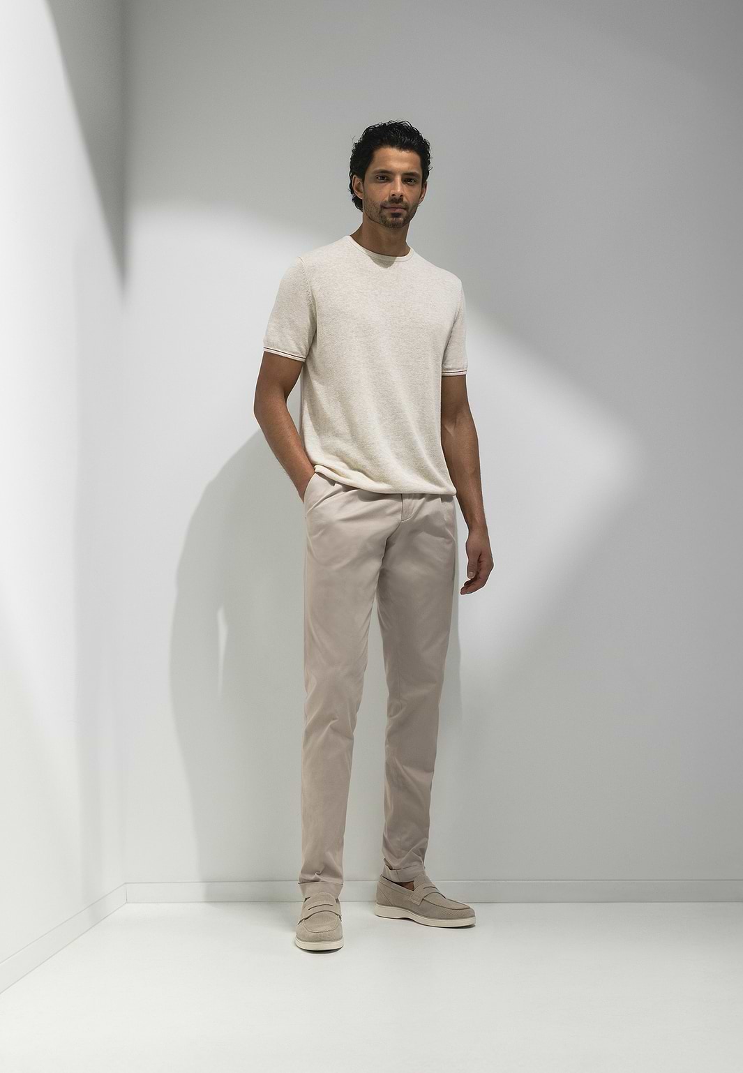 ATELIER-T-shirt-with-stripe-details