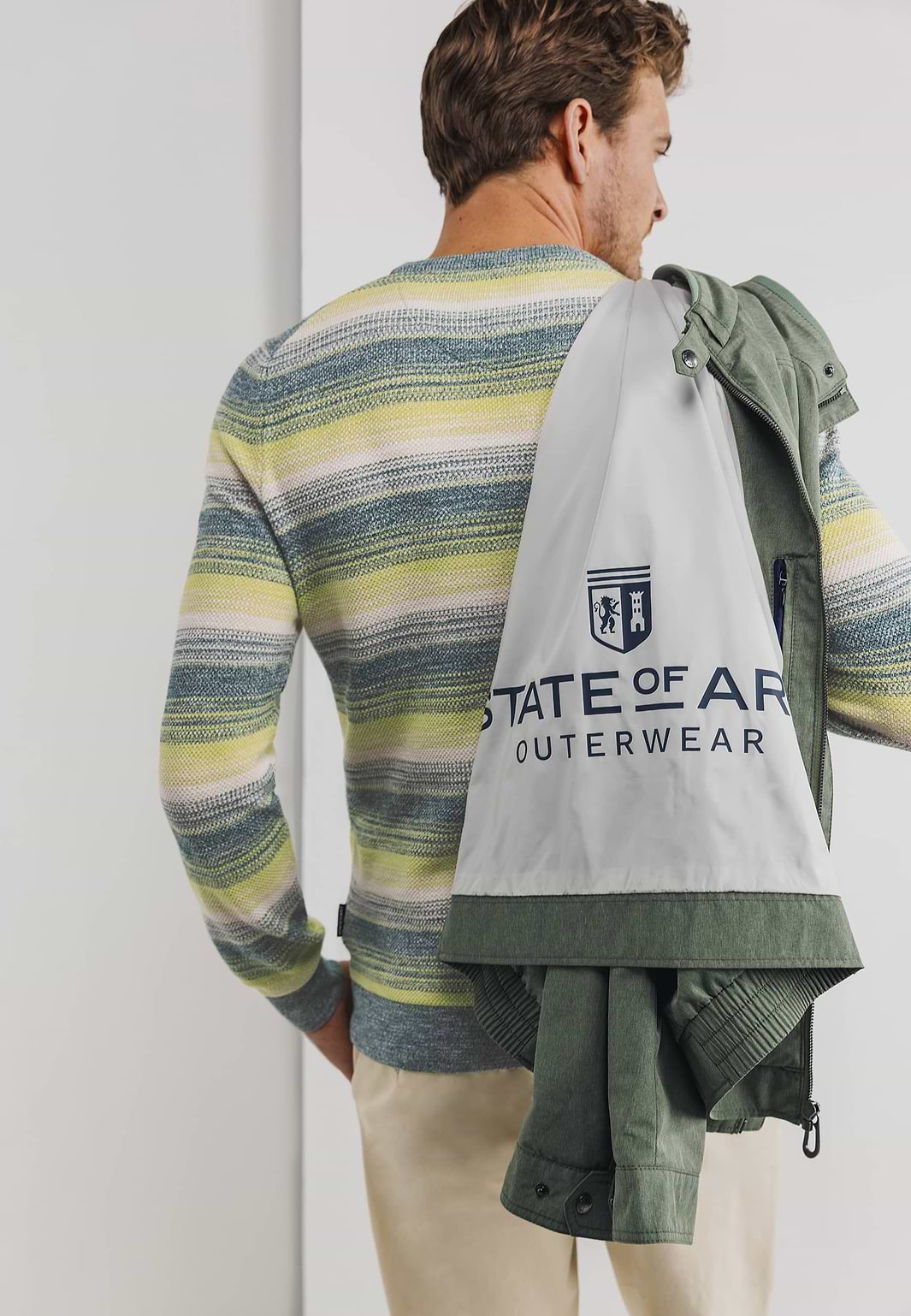 OUTERWEAR-jas-met-steekzakken