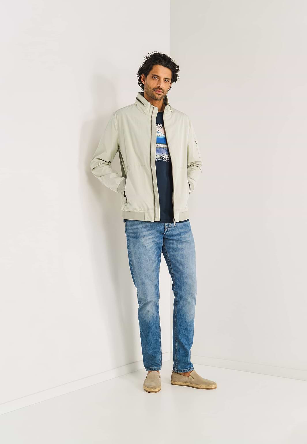 OUTERWEAR-korte-jas