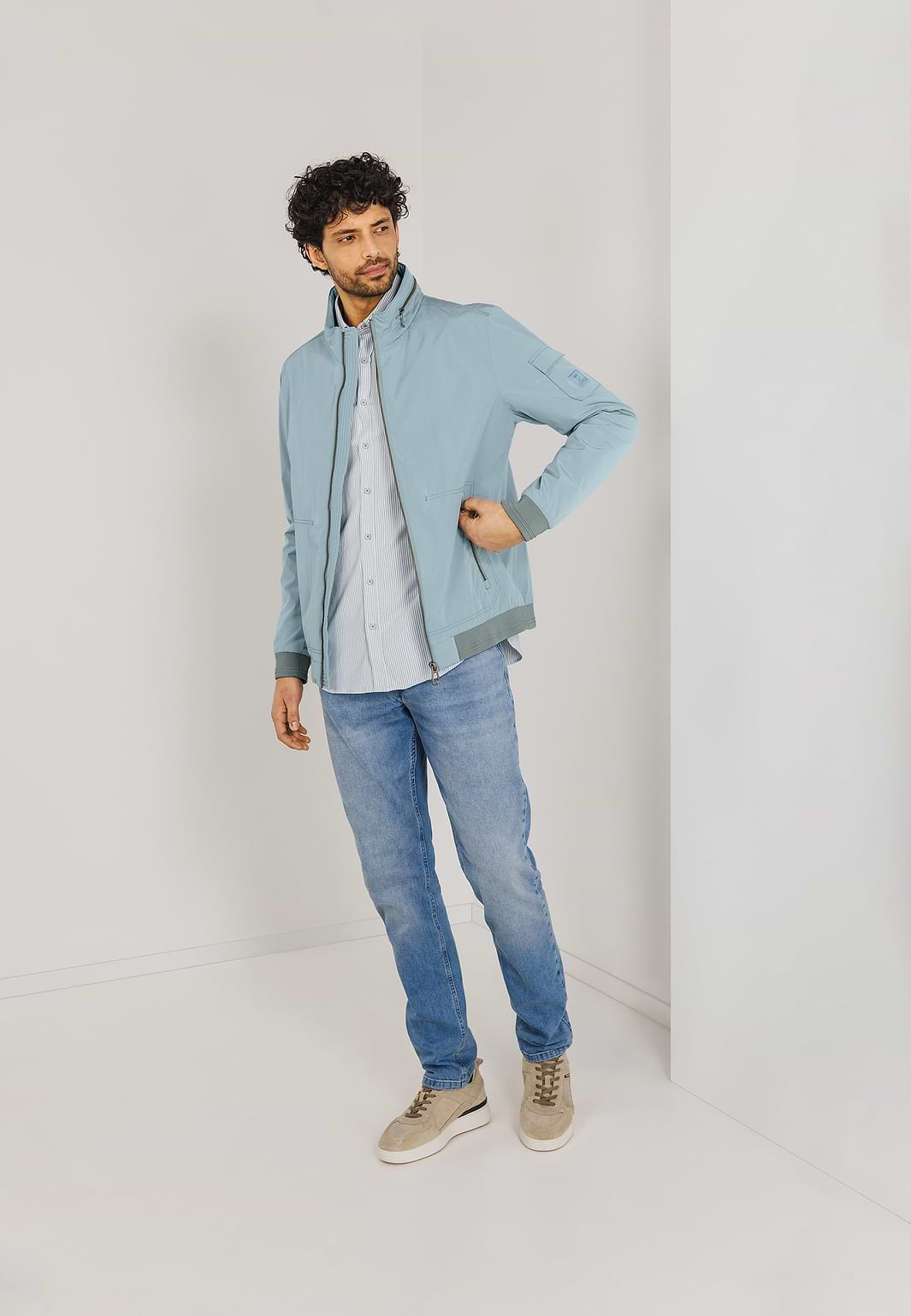 OUTERWEAR-korte-jas