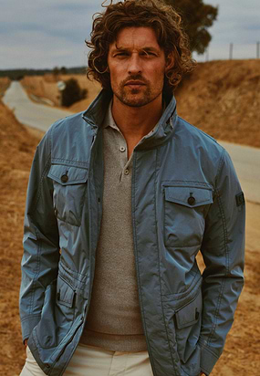 OUTERWEAR-veldjas-met-taillekoord