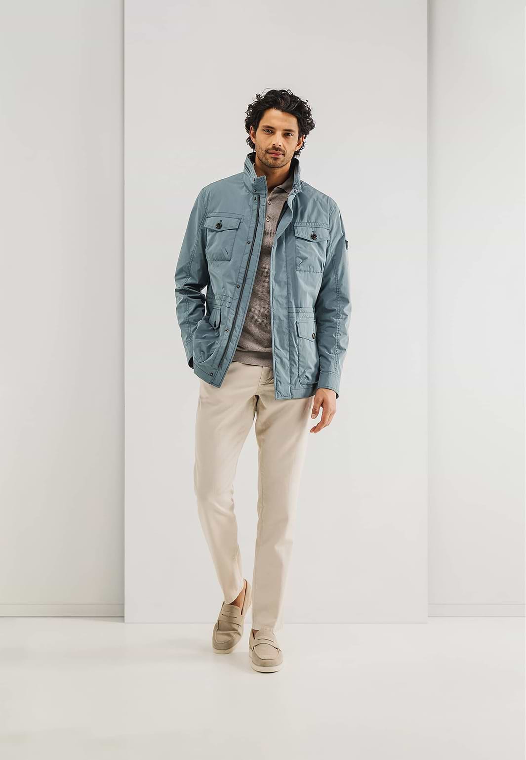 OUTERWEAR-veldjas-met-taillekoord