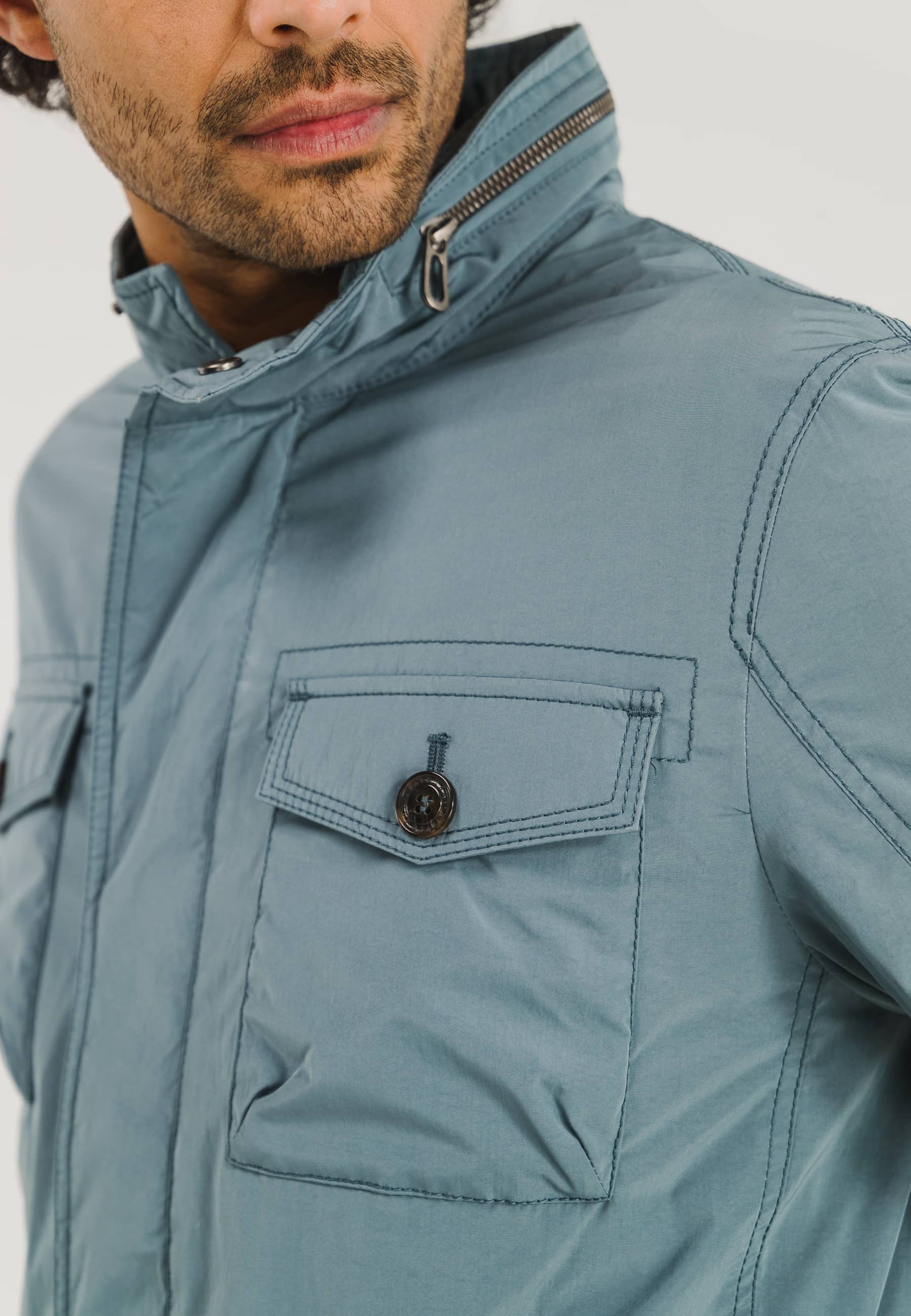 OUTERWEAR-veldjas-met-taillekoord