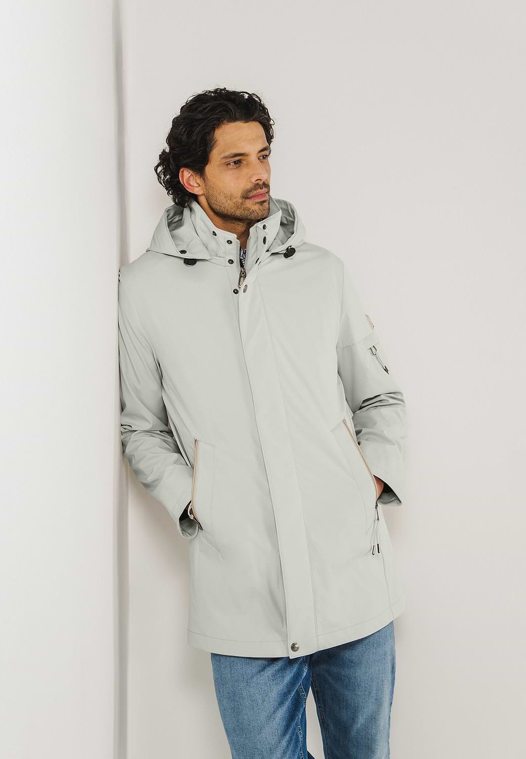 OUTERWEAR-parka-met-ritszakje-op-mouw