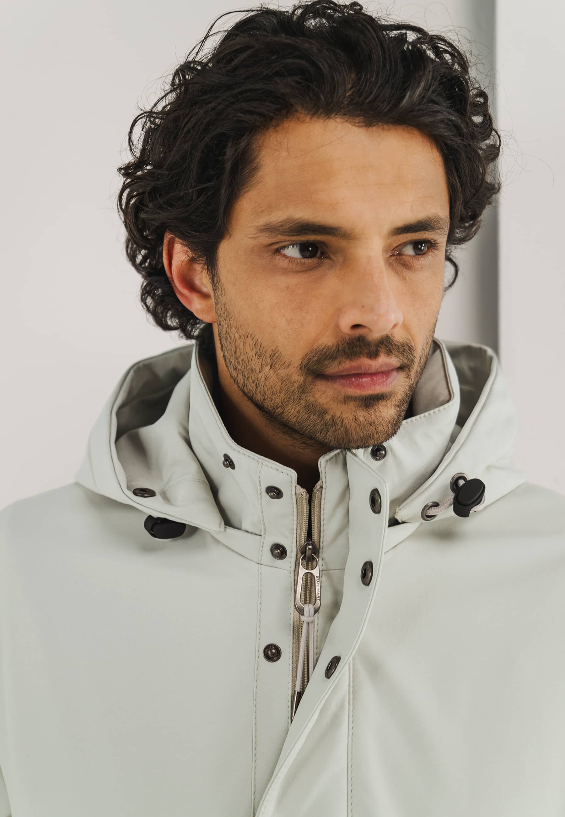 OUTERWEAR-parka-met-ritszakje-op-mouw