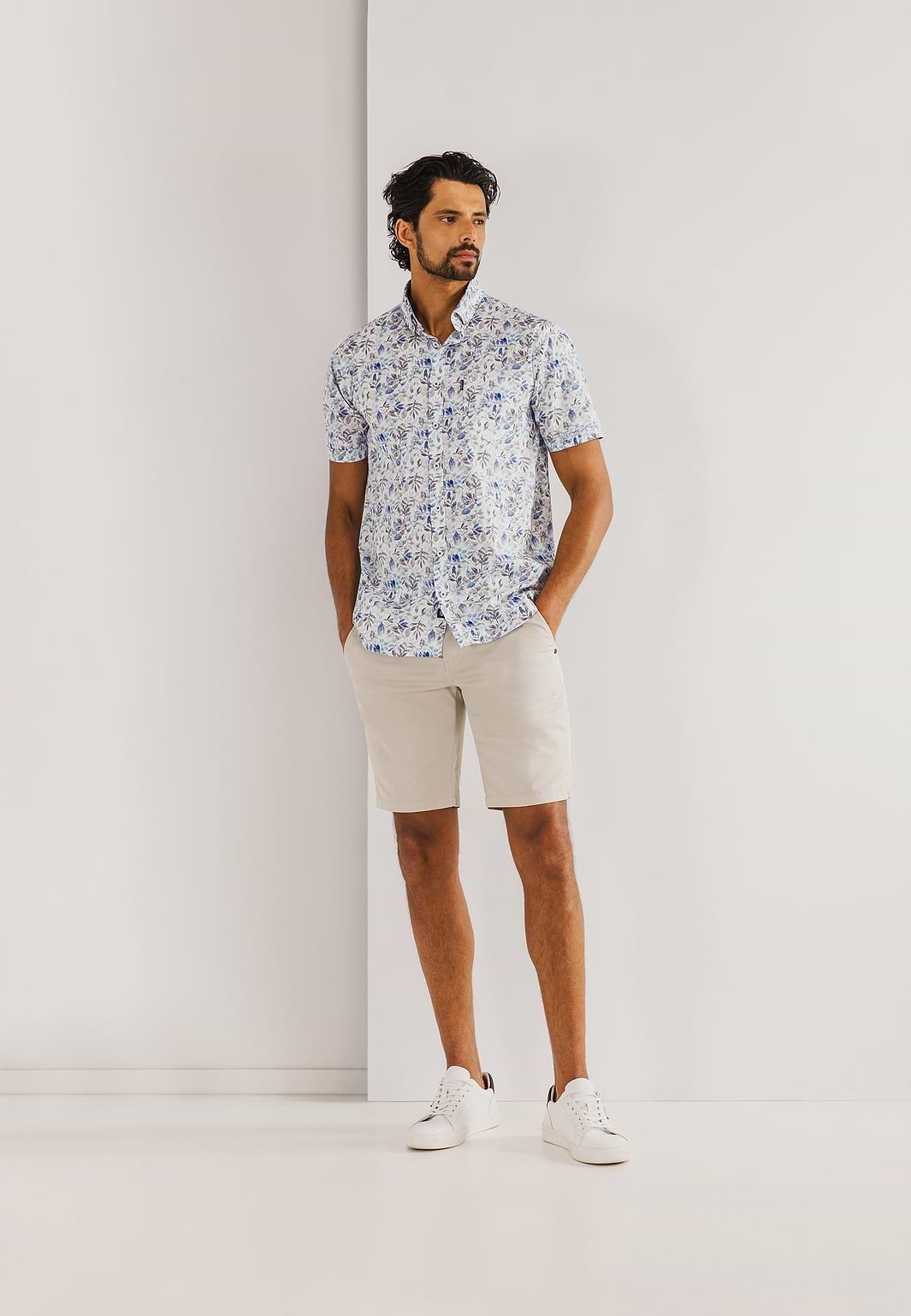 Poplin-overhemd-met-all-over-print