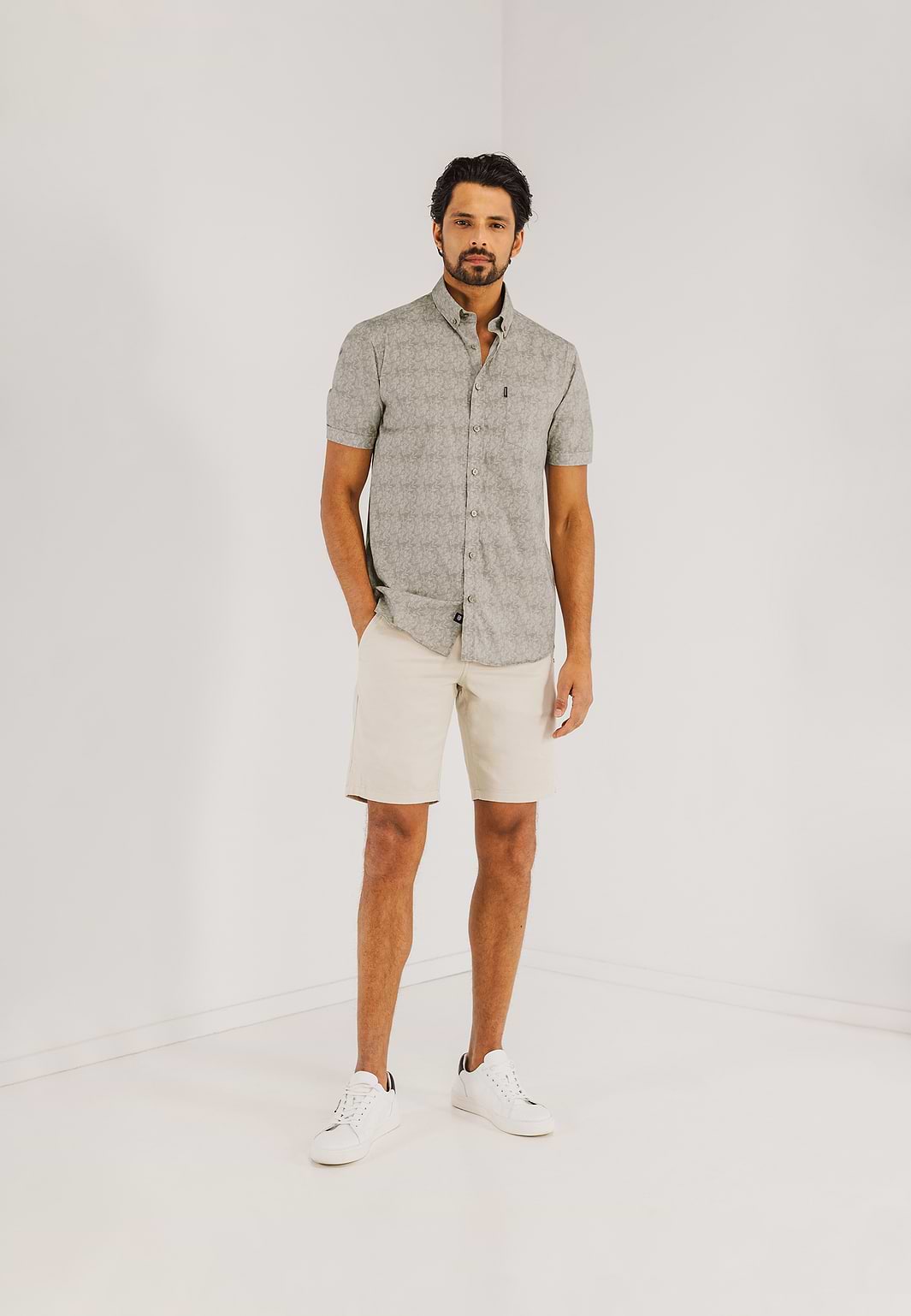 Poplin-overhemd-met-borstzak