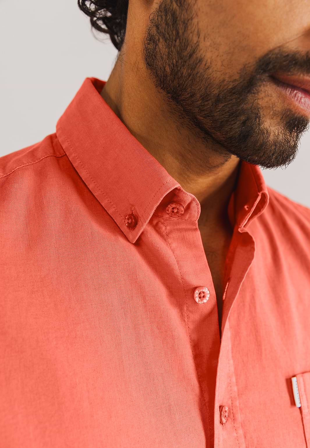 Hemd-mit-Leinen-Look