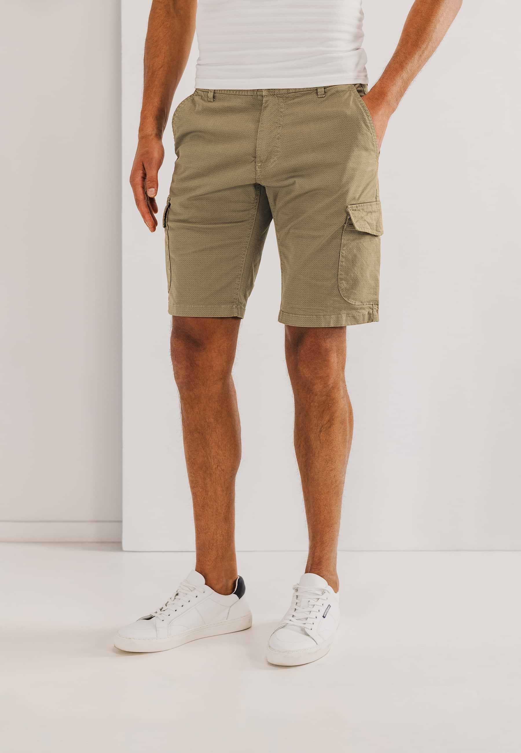 け*ん様 W43 wjk paint cargo shorts カーキ L メン Cargo shorts with all-over print