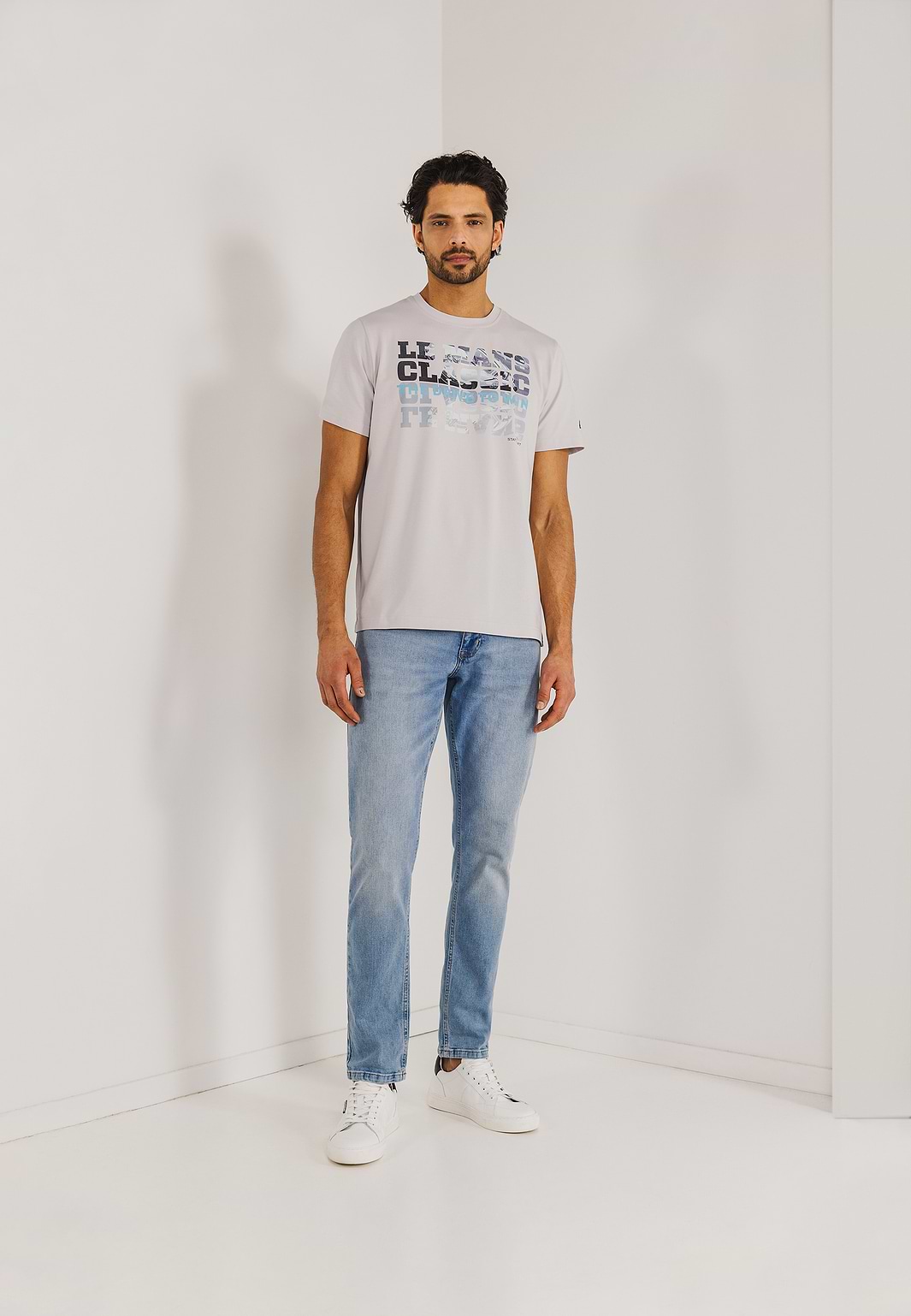 LE-MANS-CLASSIC-T-shirt-with-crew-neck