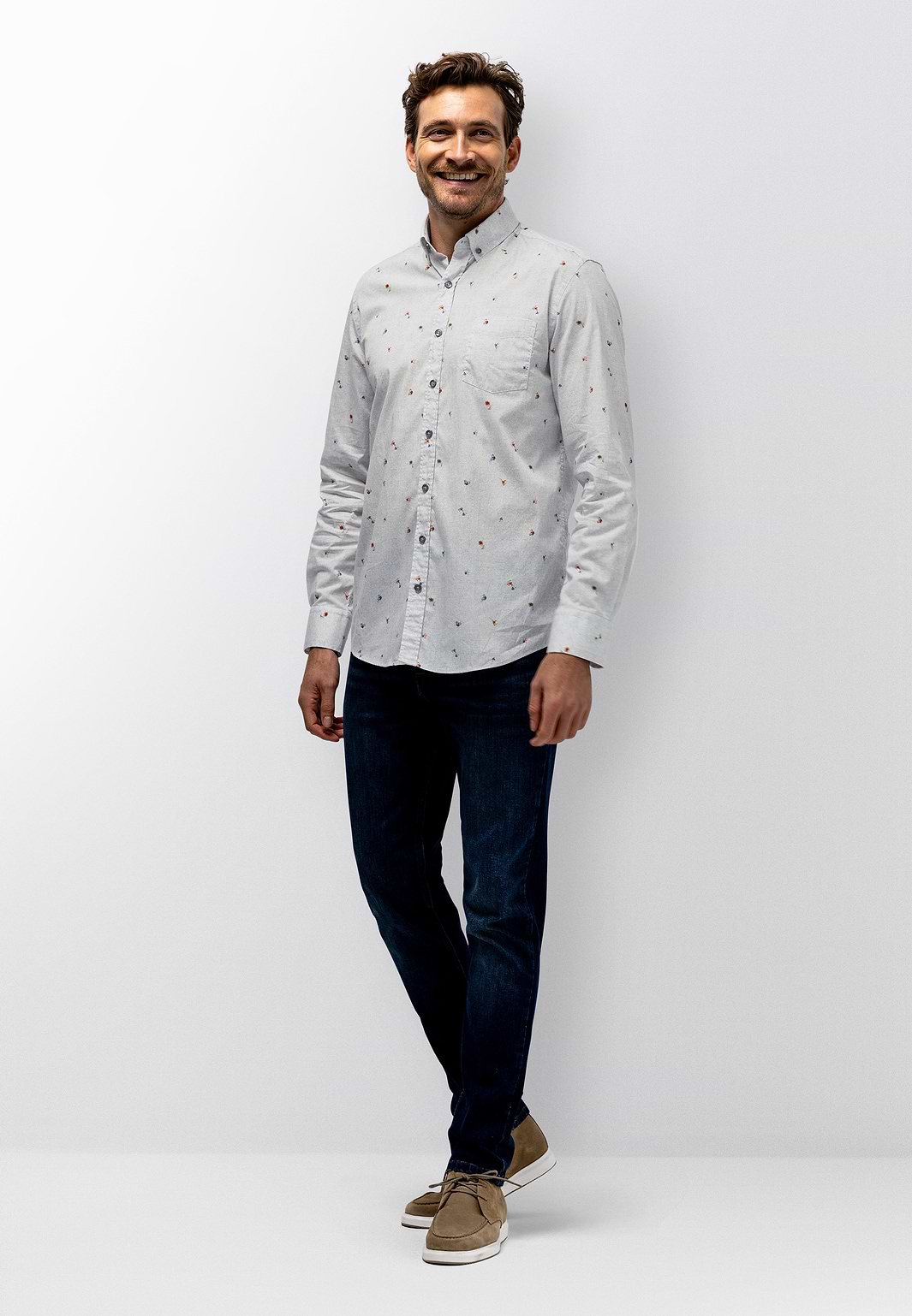 Button-down-shirt-with-floral-print