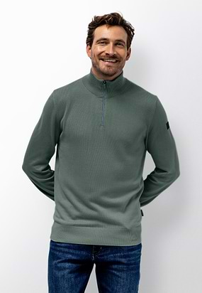 Fijngebreide-trui-met-halve-rits