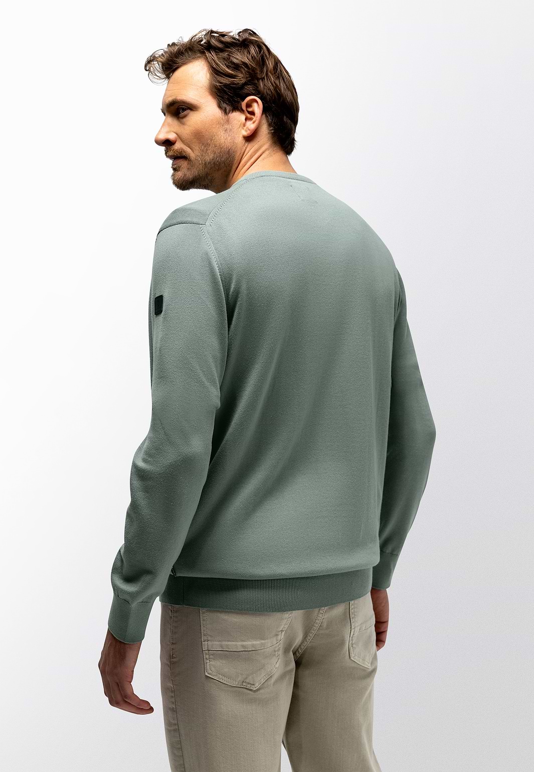 Fijngebreide-trui-van-katoen-modal