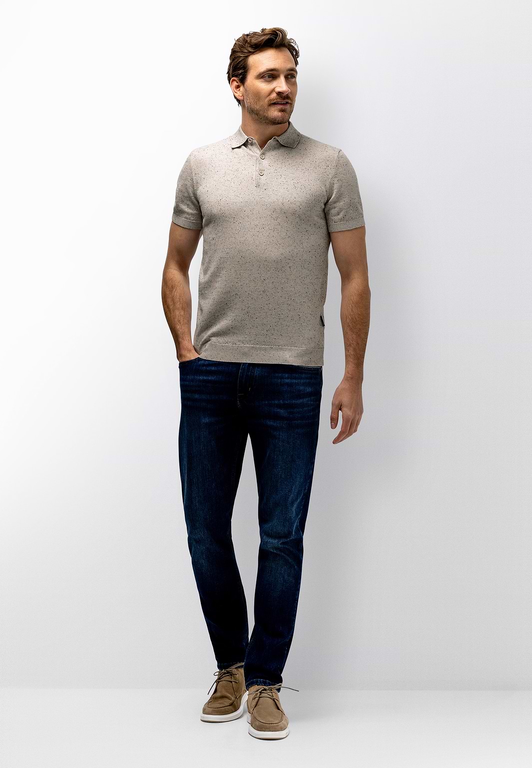 Meliertes-Poloshirt-aus-Baumwoll-Polyester-Mix