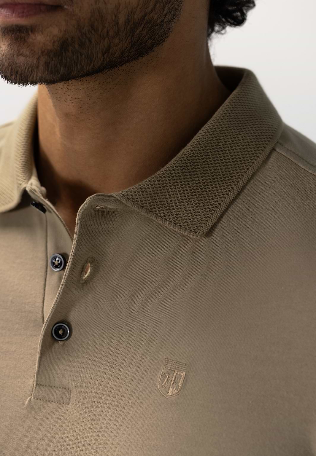Katoenen-polo-met-borduursel