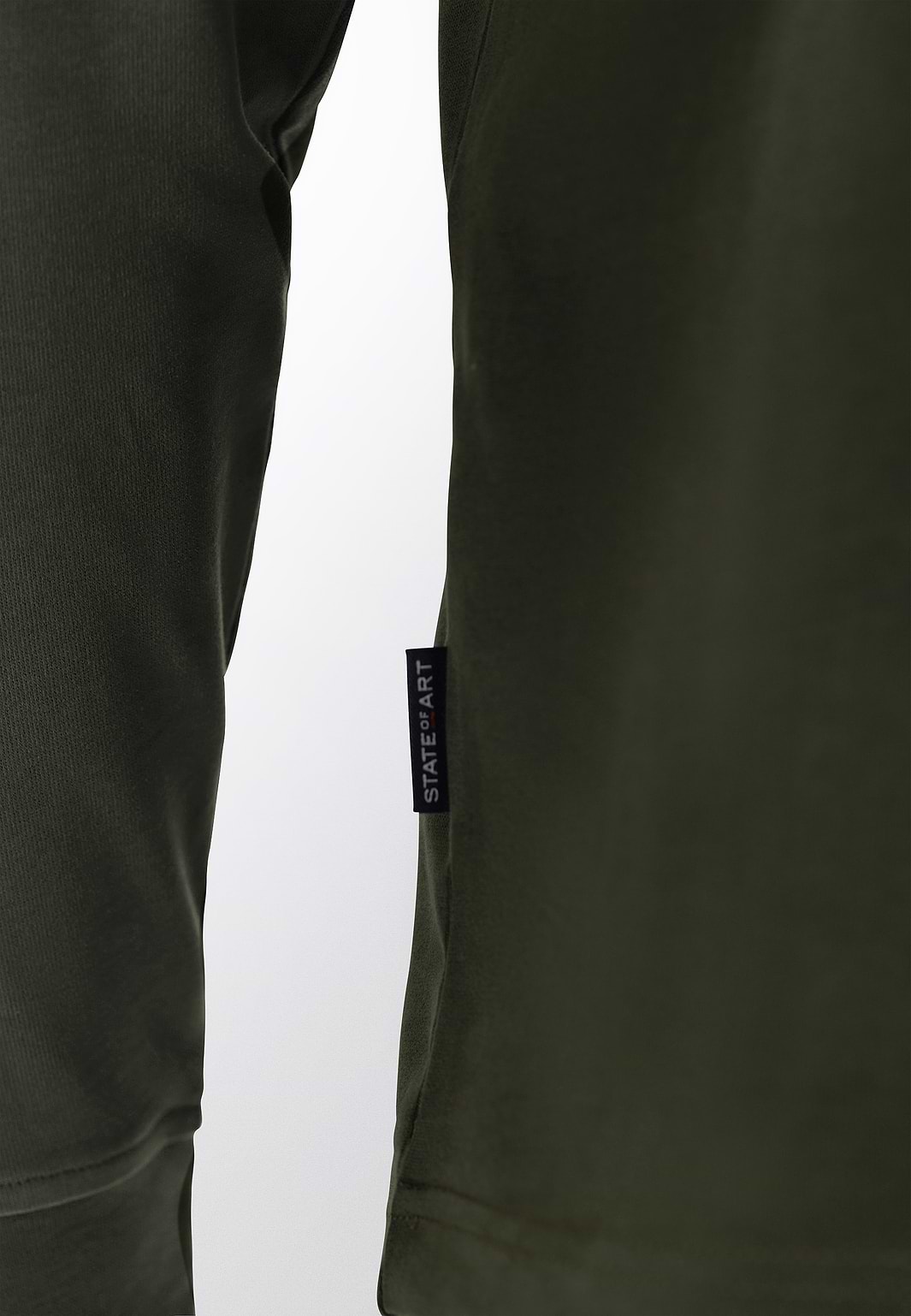 Cotton-polo-with-embroidery