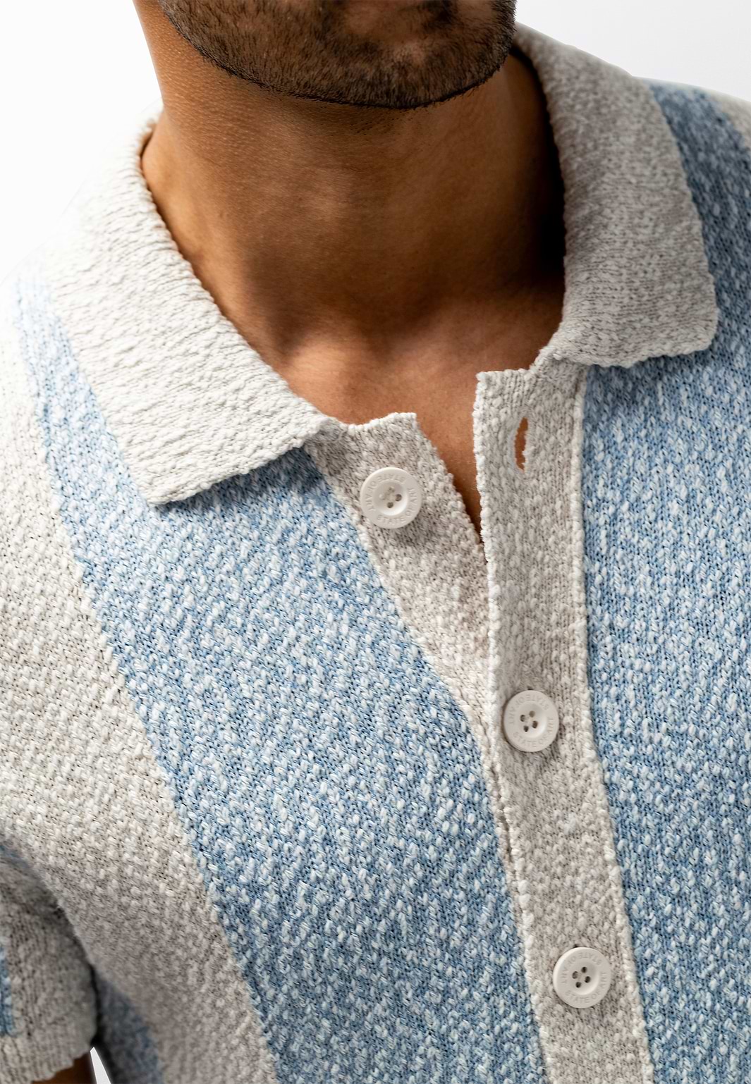 Knitted-polo-cardigan-in-fancy-yarn