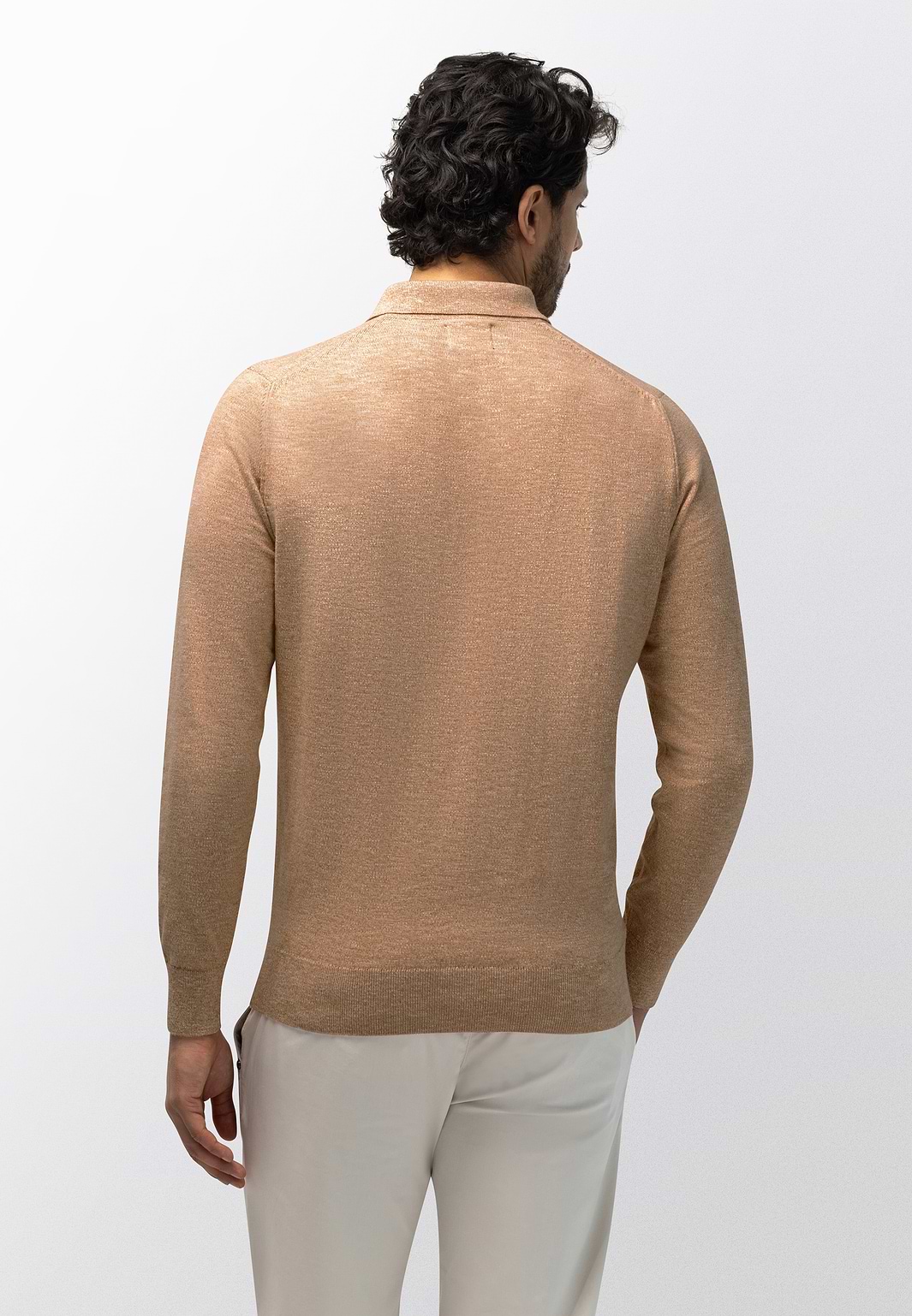 Gemêleerde-polo-van-een-linnenmix