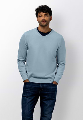 Fijngebreide-V-hals-trui