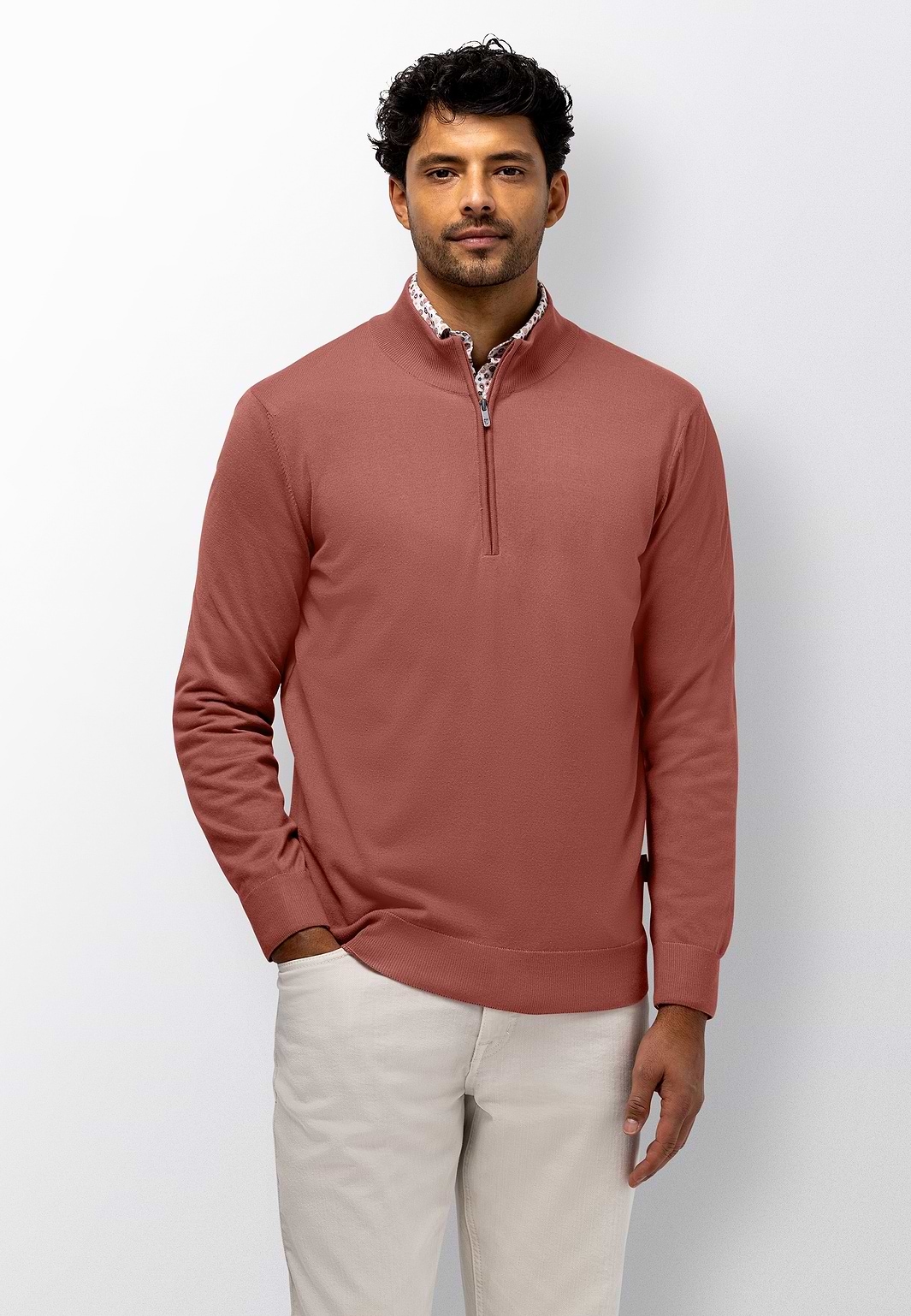 Feinstrick-Pullover-mit-kurzem-Reißverschluss